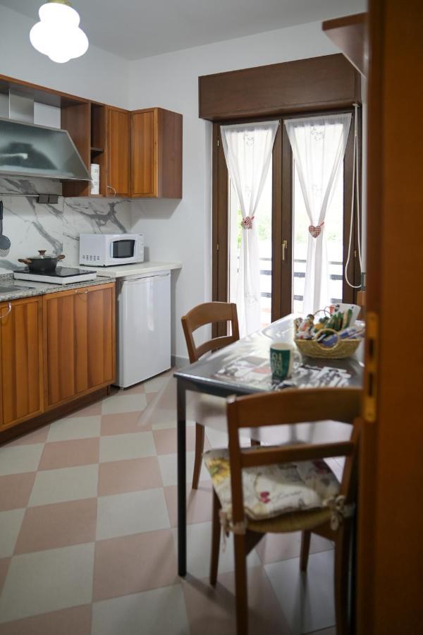 B&B Apartment 1970 Lauria Inferiore Exterior photo